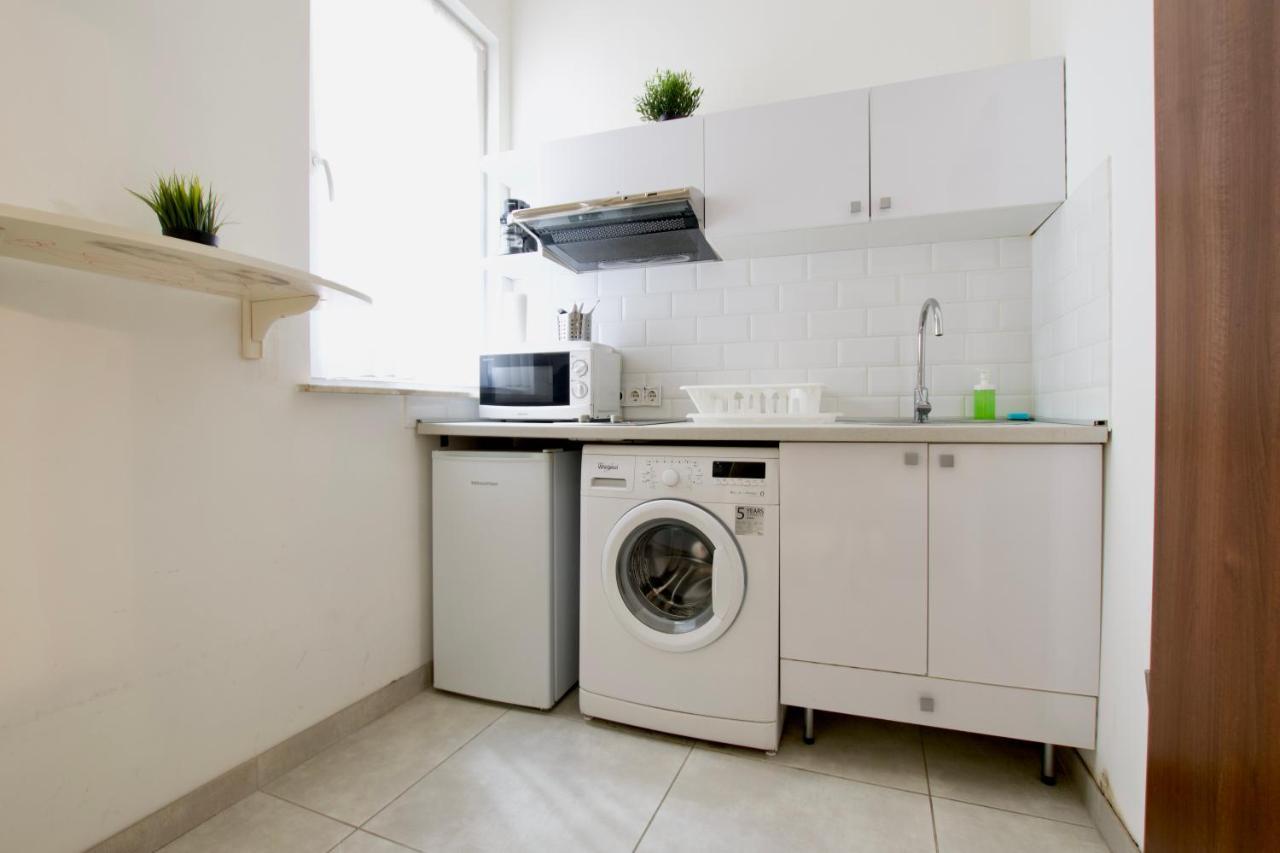 Premium Apartments By Hi5 - Astoria Square Budapest Eksteriør billede