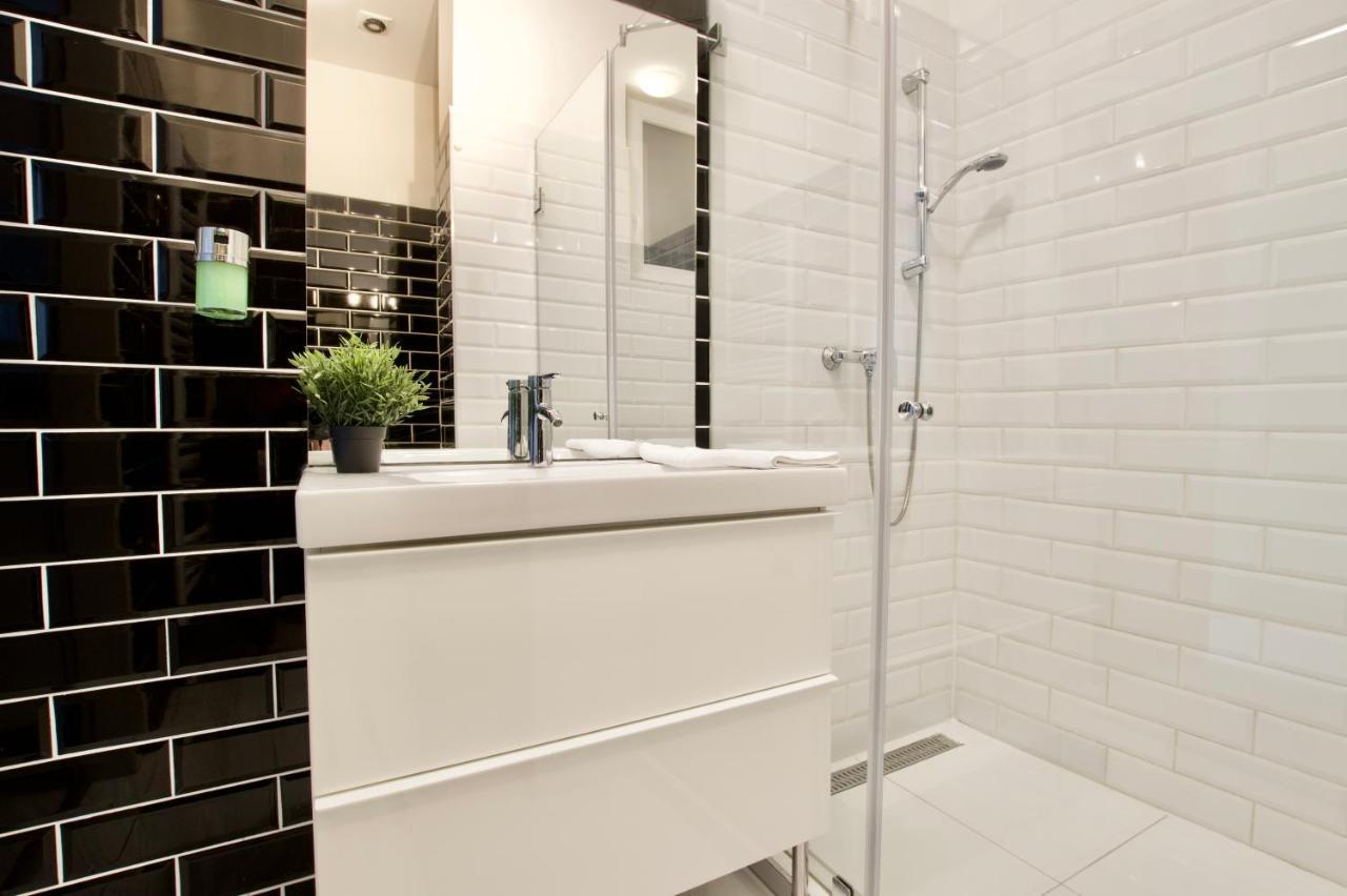 Premium Apartments By Hi5 - Astoria Square Budapest Eksteriør billede