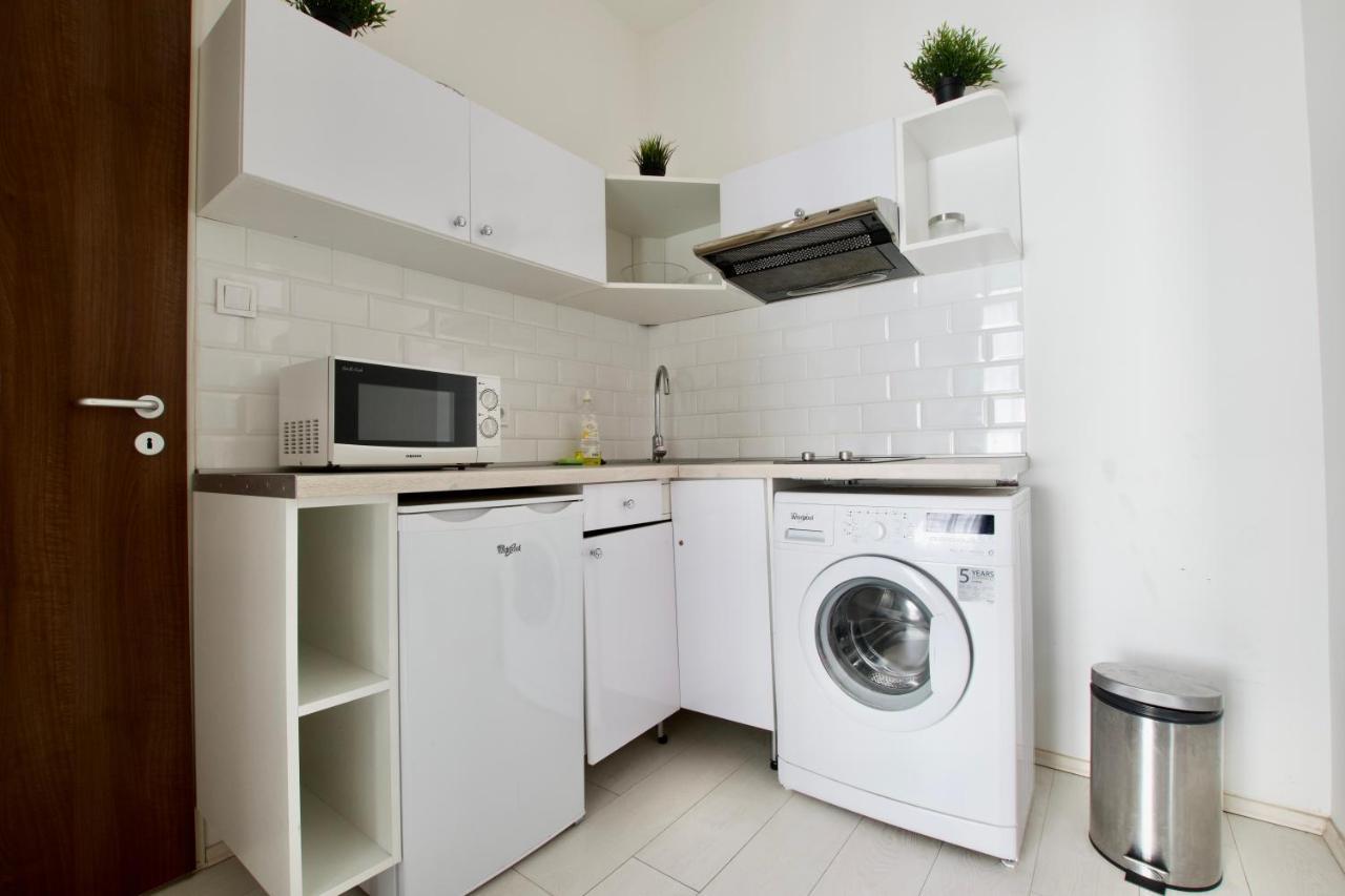 Premium Apartments By Hi5 - Astoria Square Budapest Eksteriør billede